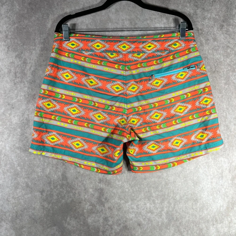 Chubbies Neon Aztec Hybrid Board Swim Shorts Mens Medium Multicolor Drawstring‎
